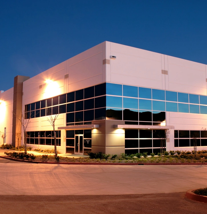 Por qué debes elegir a un único responsable y especialista en construcción industrial